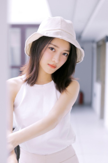 把两只小兔子吸红肿视频
