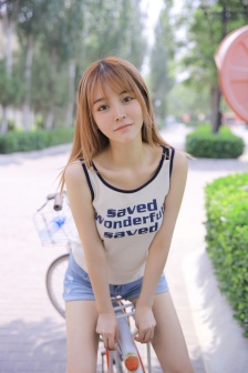 胸大的姑娘高清观看